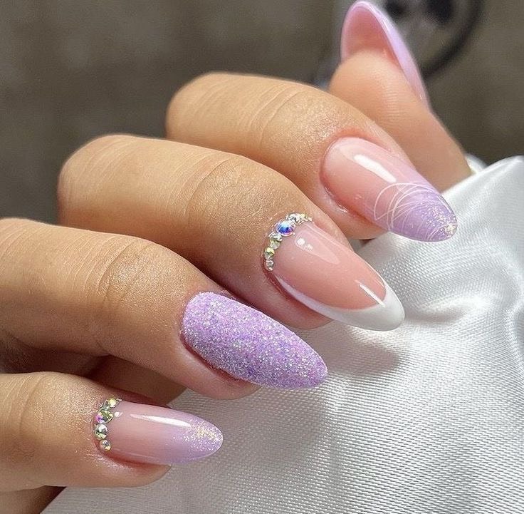 Stiletto nails, O Nails Bar